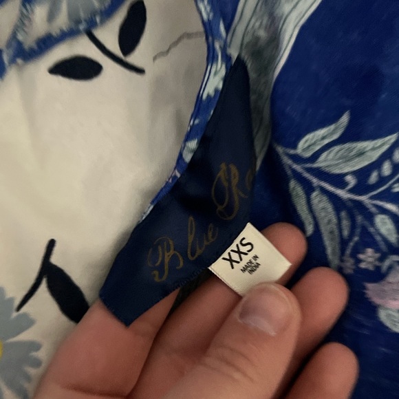 Bathing suit cover up - Picture 2 of 2